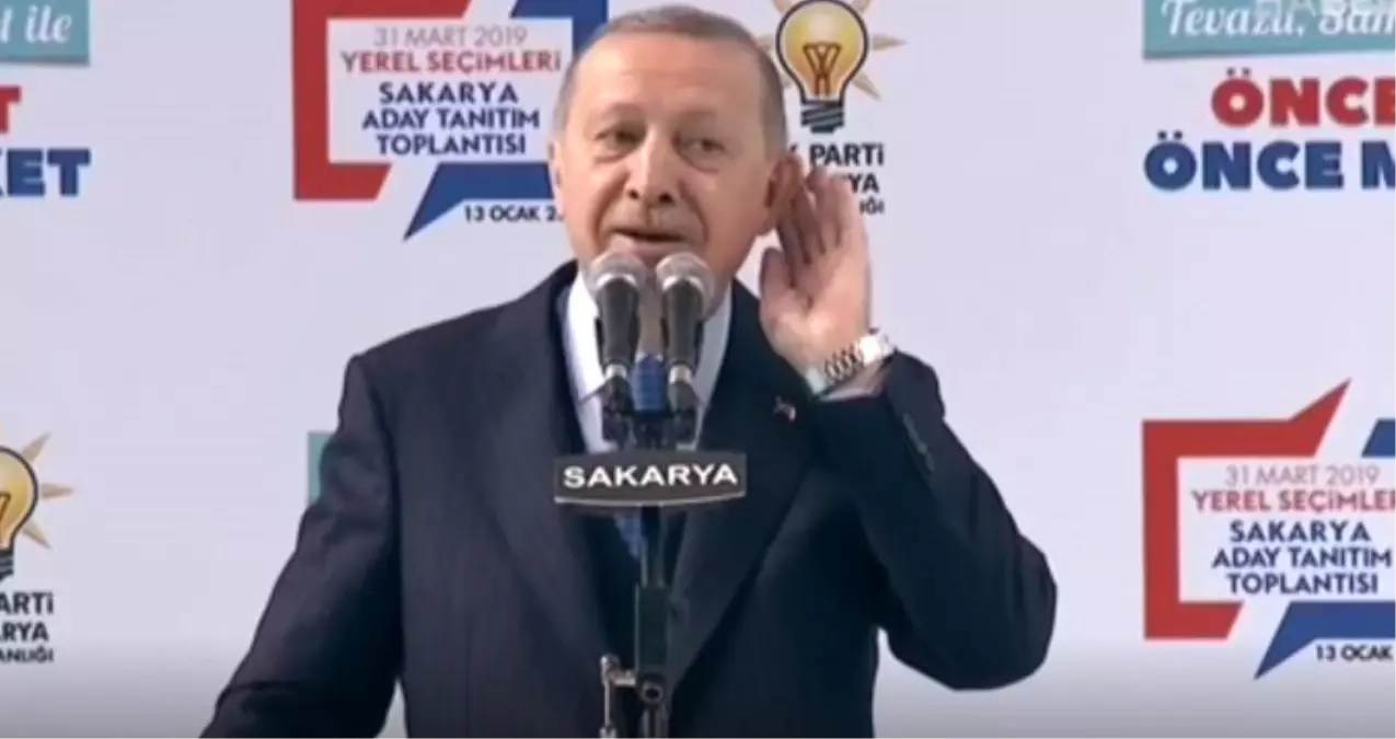 Erdoğan\'dan Down Sendromlu Çocuğa: Beni Ne Kadar Seviyorsun, Göster Bakalım