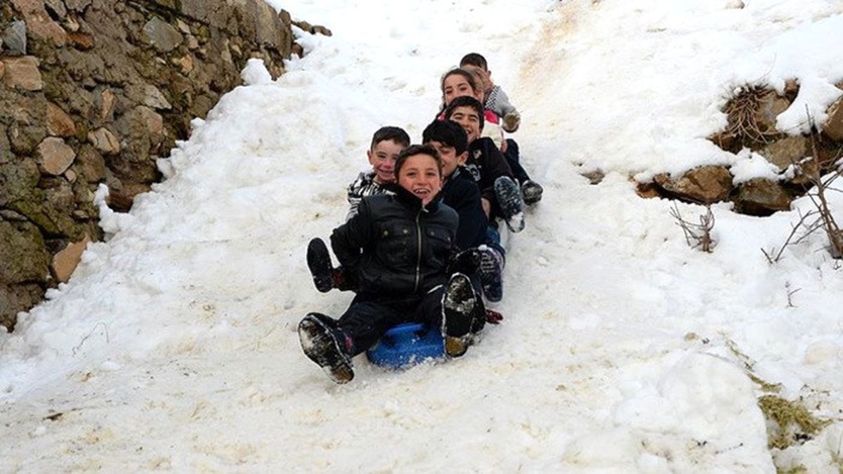 Bitlis\'te eğitime kar engeli