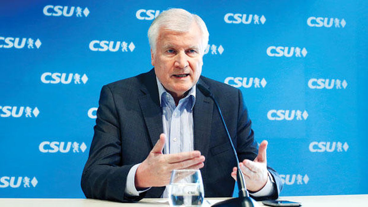 Seehofer: O Fotoğrafı Görünce \'Tüh\' Dedim