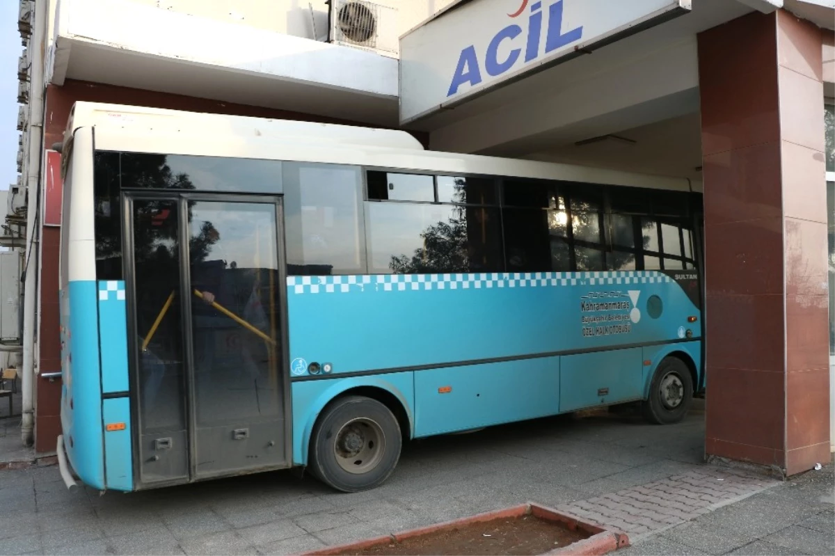 Ambulans Değil Halk Otobüsü