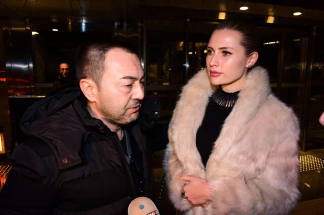 Aylar Sonra Eşi Serdar Ortaç'ın Yanına Gelen Chloe Loughnan, Boşanma İddialarını Yalanladı image