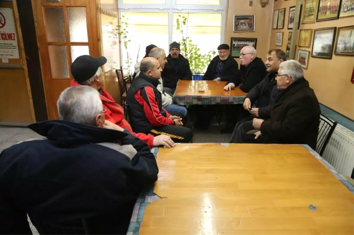 Başkan Kazım Kurt, Orhangazi Sakinlerinin İstek ve Şikâyetlerini Dinledi