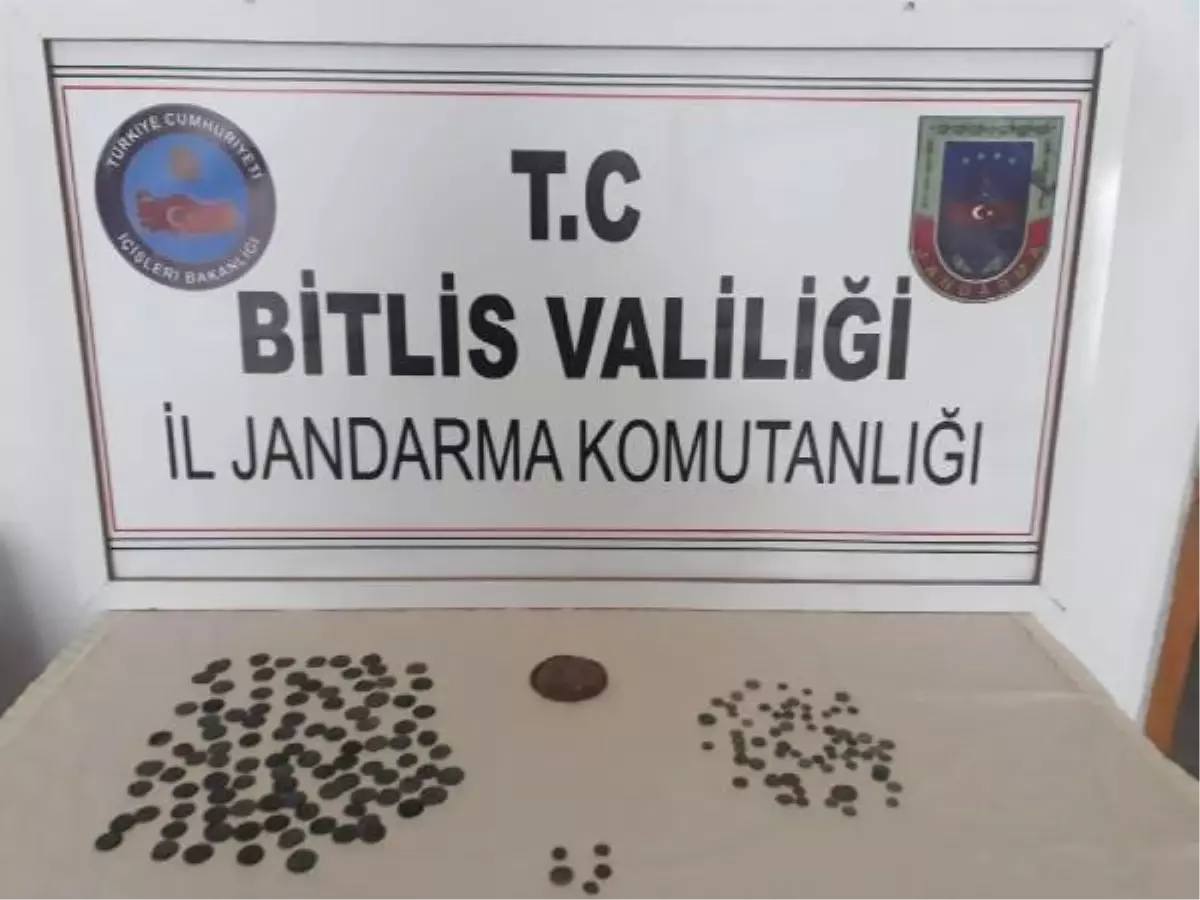 Bitlis\'te 168 Parça Tarihi Eser Ele Geçirildi; 1 Gözaltı