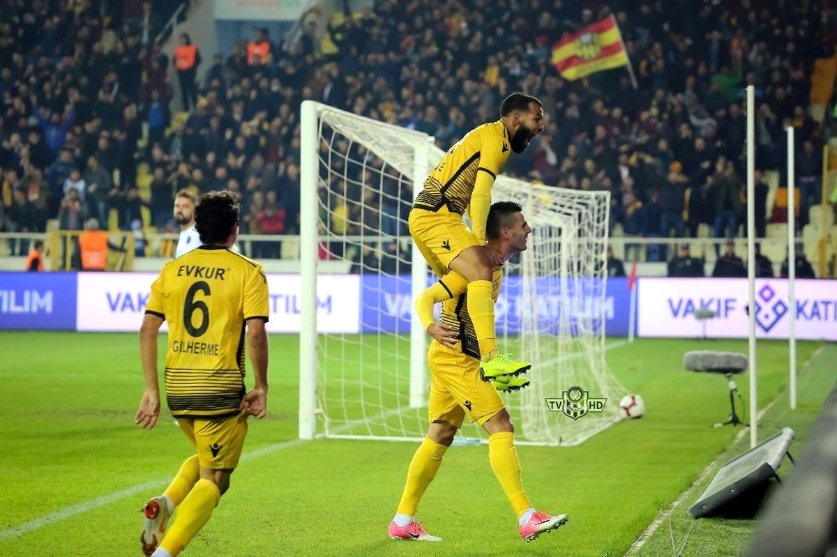 E.yeni Malatyaspor\'un İkinci Yarı Kombineleri Satışta