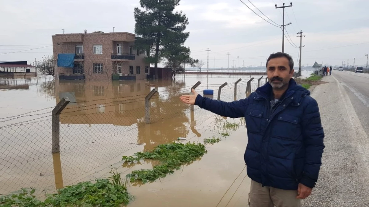 İzmir\'de Yağmur Geçti, Baskınların Etkileri Geçmedi