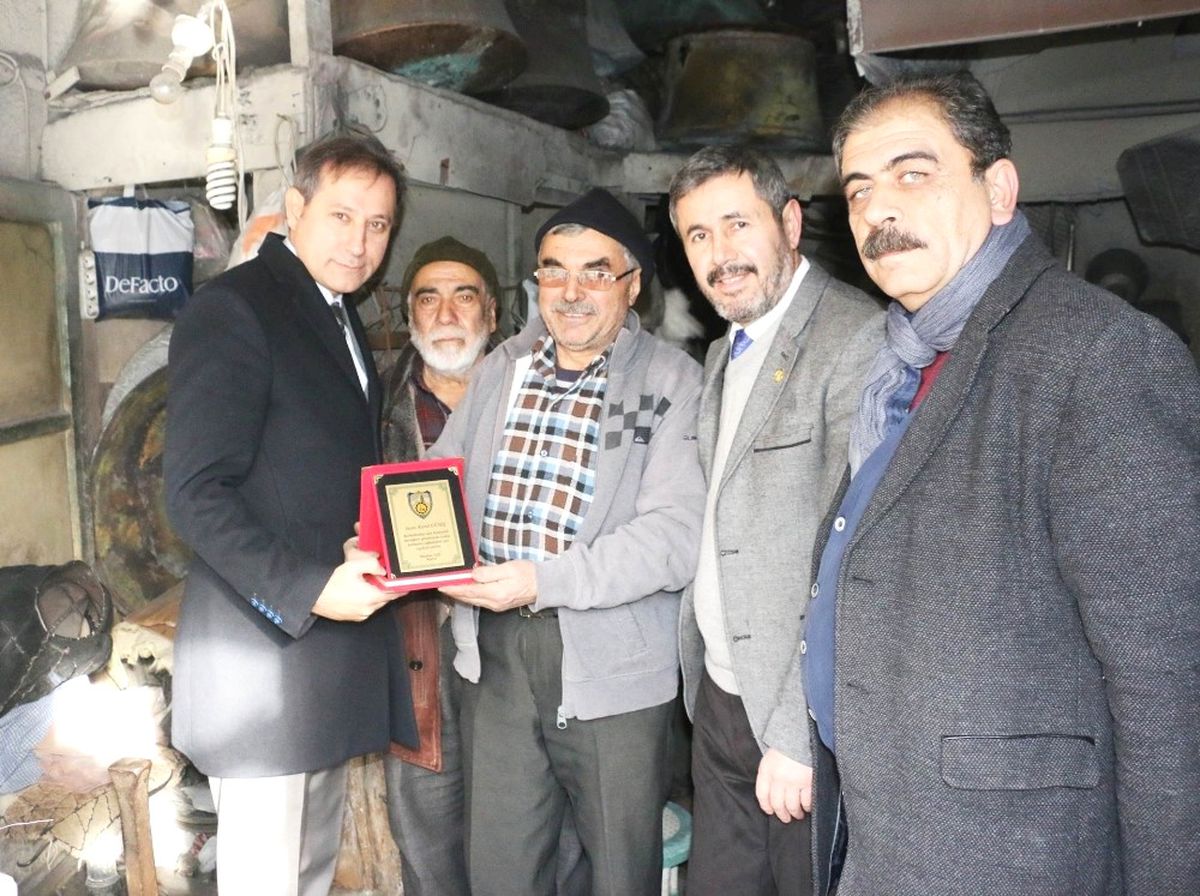 Konya Bakırcılar Odası Emektar Esnaflarını Unutmadı