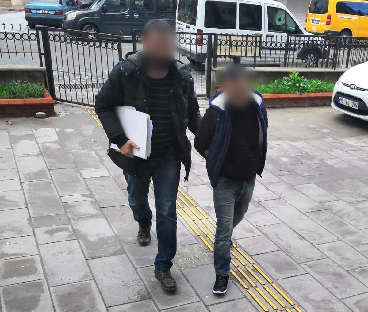 Kuşadası\'nda 3 Marketi Soyan Hırsız Tutuklandı