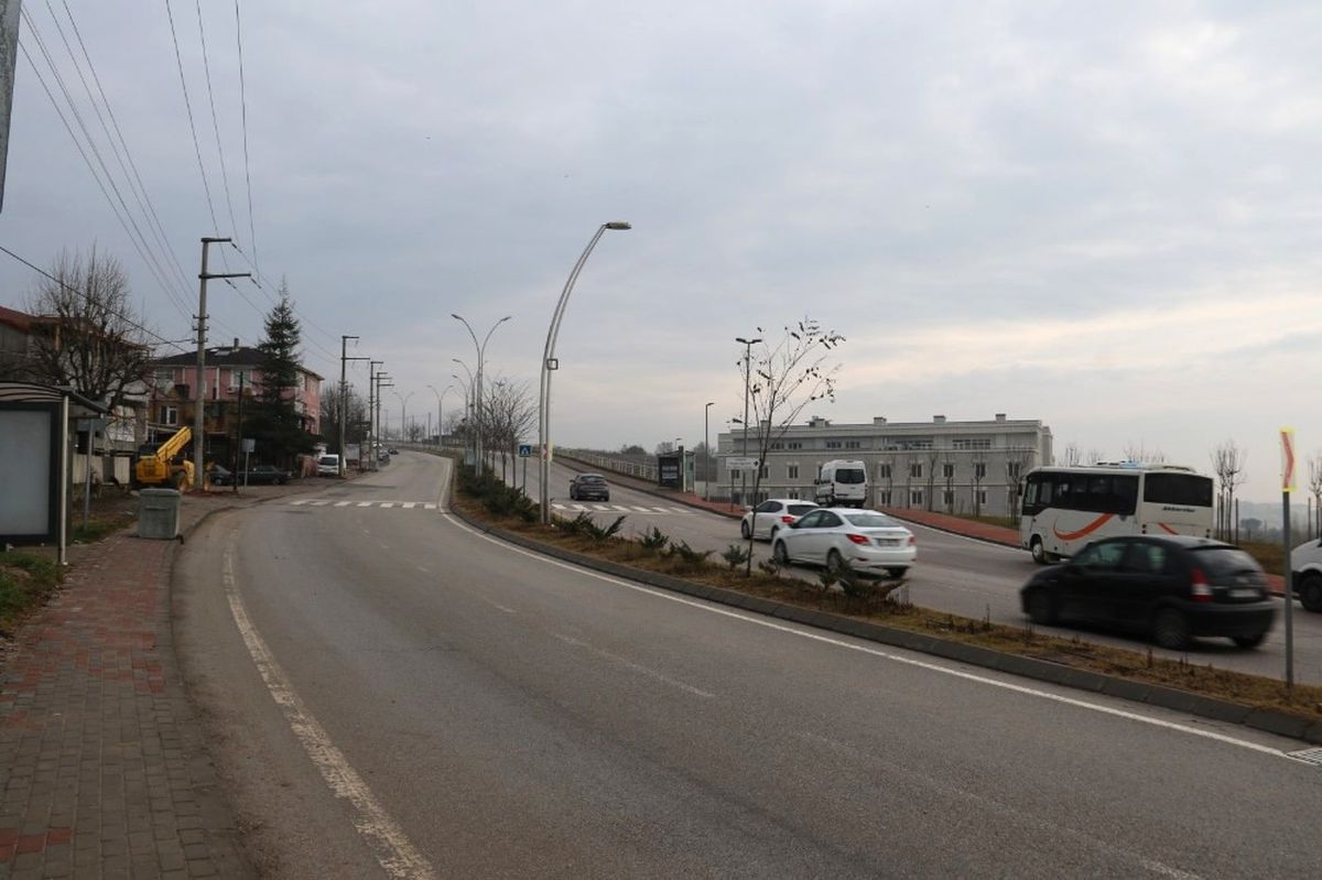 Prof. Baki Komsuoğlu Caddesi\'ne Üst Geçit Geliyor