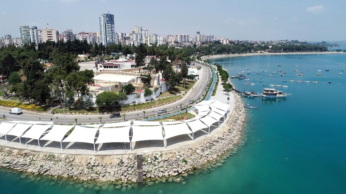 Sahil Yolunda 3\'üncü Etap Asfaltlama Tamamlandı
