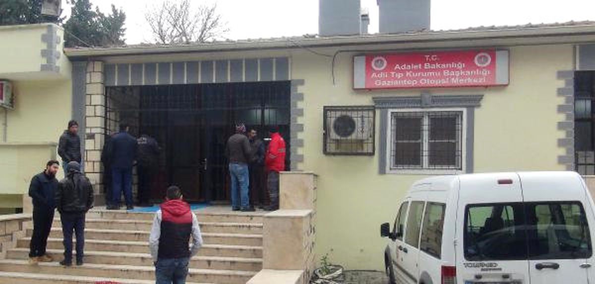 Tartıştığı Arkadaşını Bıçaklayarak Öldürdü
