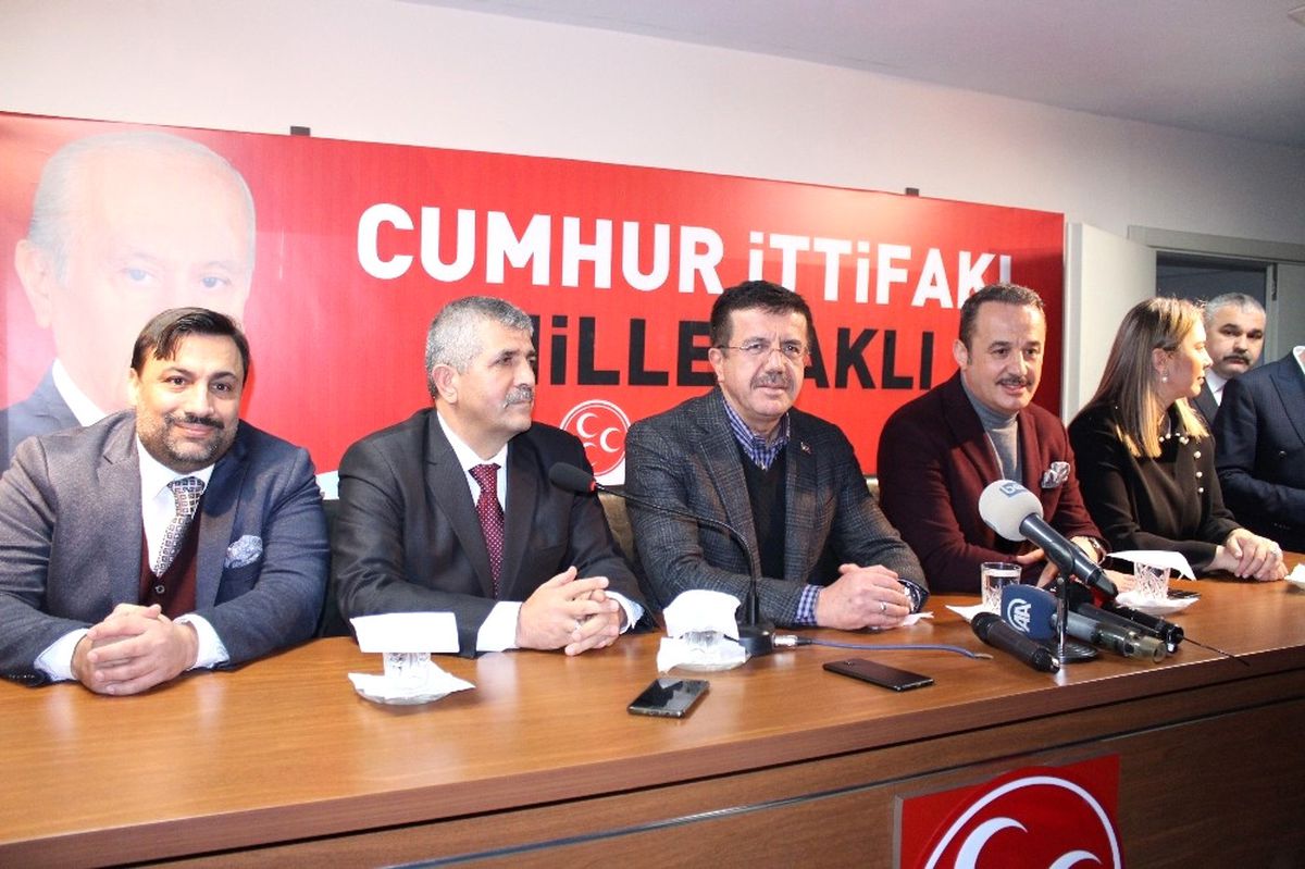 Zeybekci\'den Eleştirilere Sert Yanıt