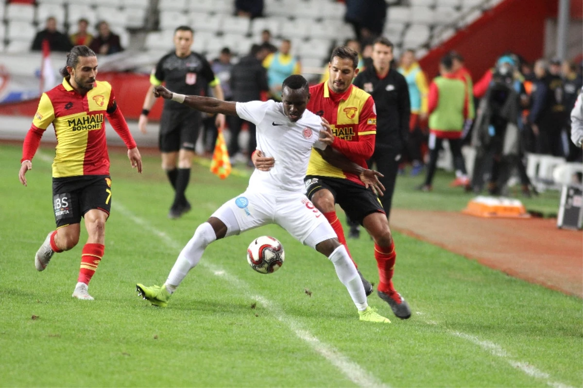 Antalyaspor ile Göztepe\'den Gol Düellosu