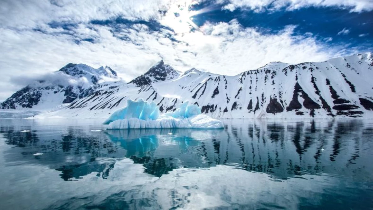 Antarktika\'daki Yıllık Buz Kütlesi Kaybı, 40 Yıl Öncesinin 6 Katına Ulaştı