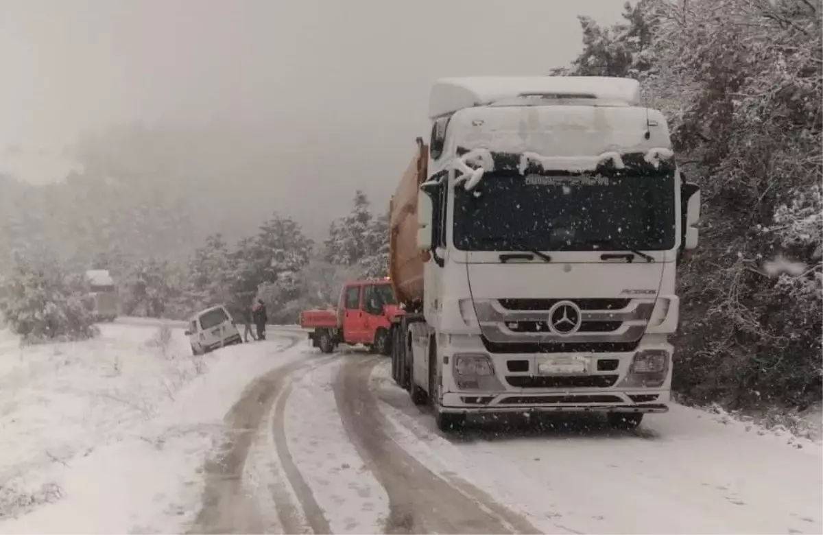 Bilecik-Bursa Karayolu Ulaşıma Kapandı