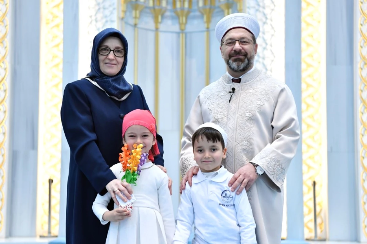 Diyanet İşleri Başkanı Erbaş: "Çocuklarımız Allah Sevgisiyle Yetişsin İstiyoruz"