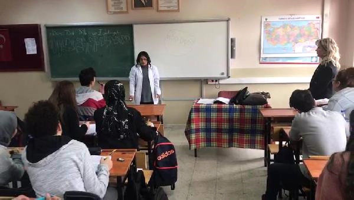 Down Sendromlu Aynur, Temsili Öğretmen Oldu