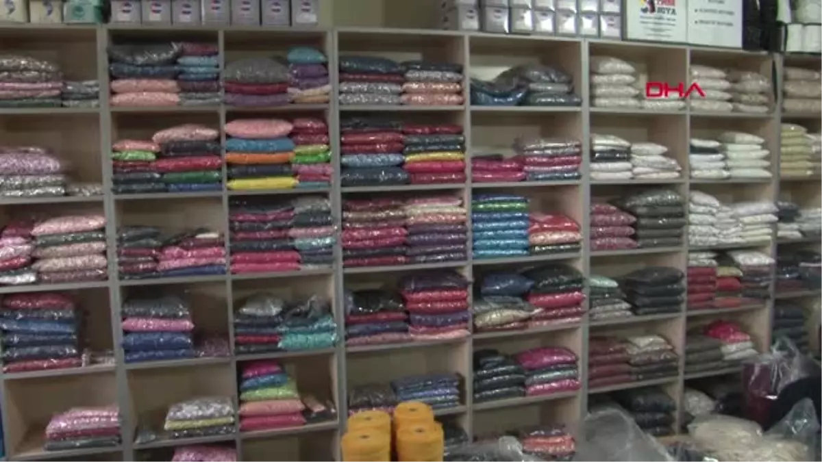 İstanbul- İmamoğlu, Güngören\'de Bir Zamanlar Köfteci Olarak İşlettiği Dükkanı Ziyaret Etti