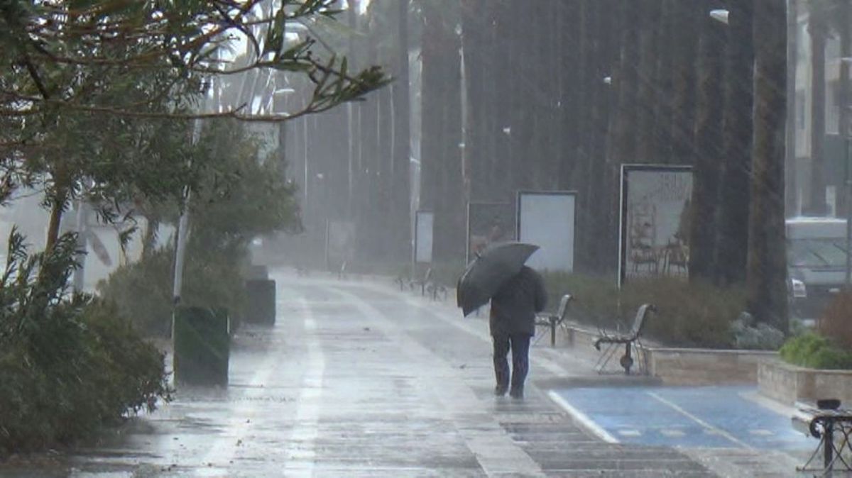 Marmaris\'te Rüzgarın Hızı 85 Kilometreye Ulaştı