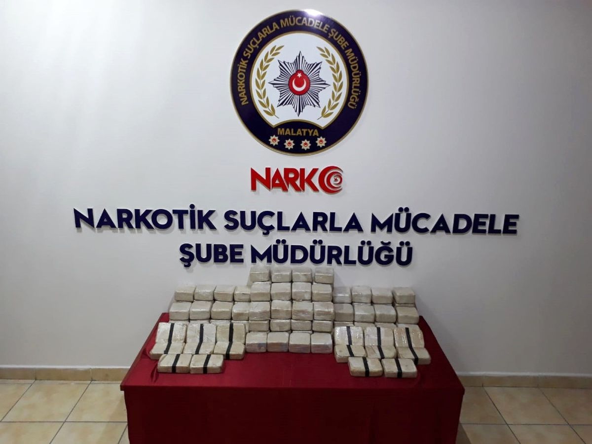 Otobüste 58 Kilo Eroin Ele Geçirildi