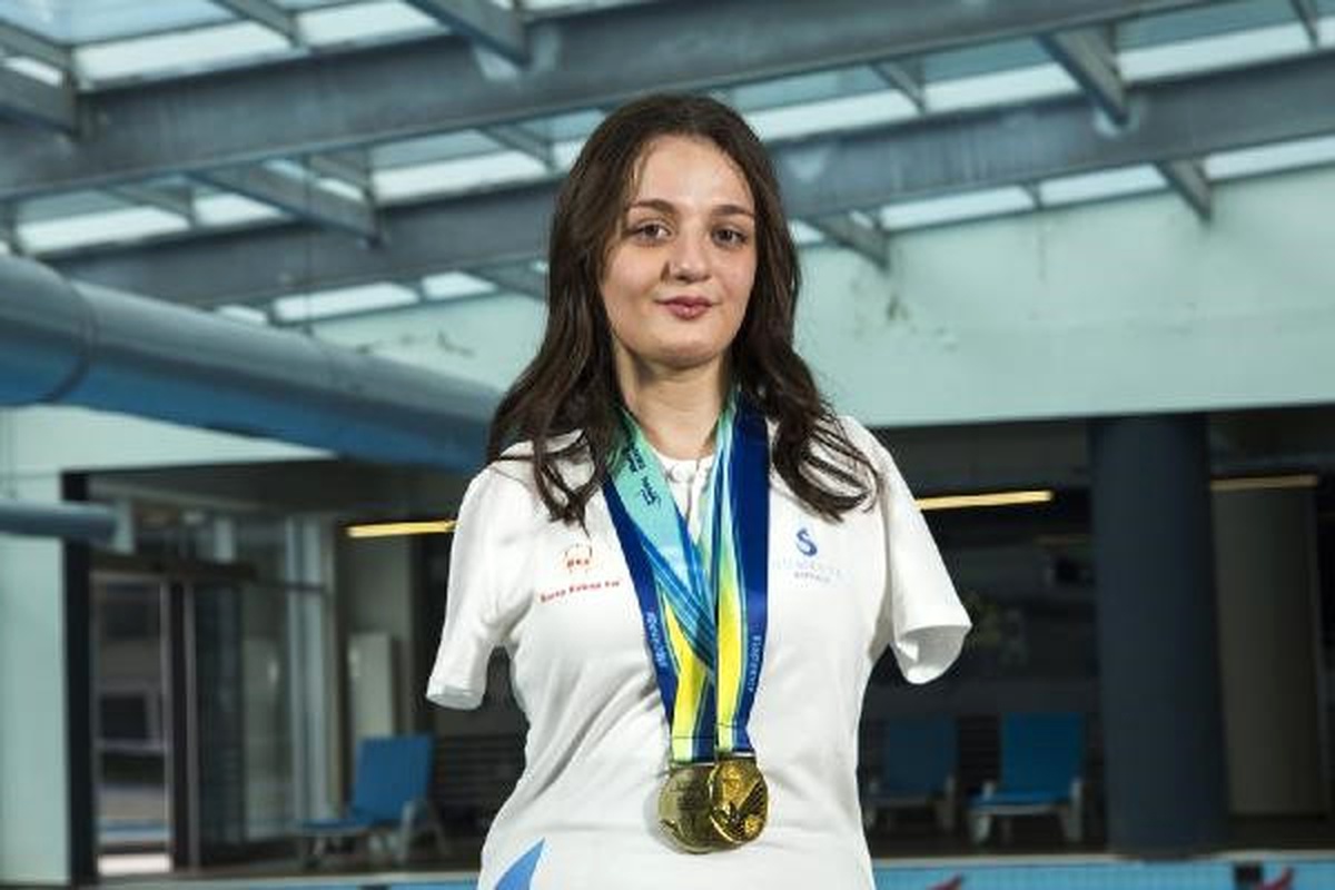 Paralimpik Milli Yüzücü Sümeyye Boyacı\'ya Sponsor Desteği
