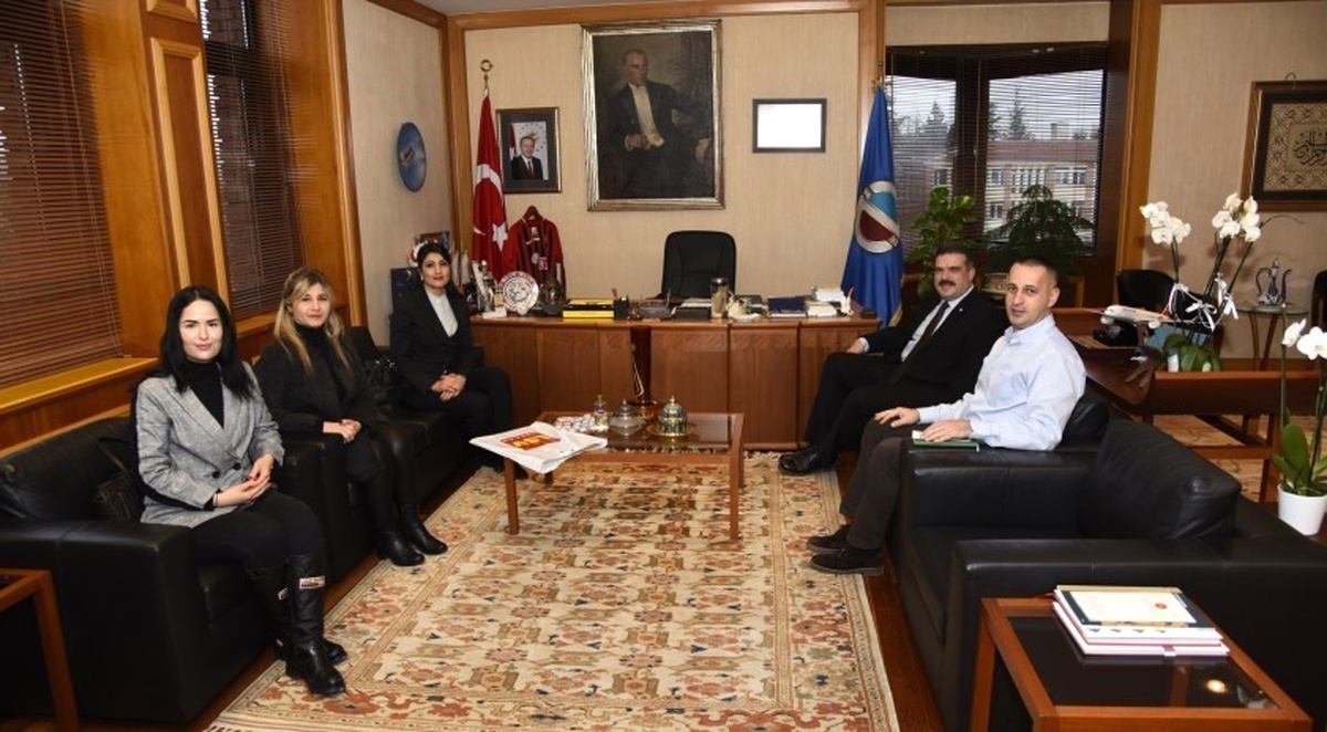 Rektör Çomaklı\'ya Nezaket Ziyaretleri
