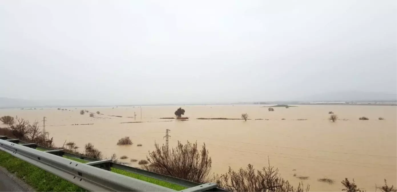 Tarım Arazileri Sular Altında Kaldı