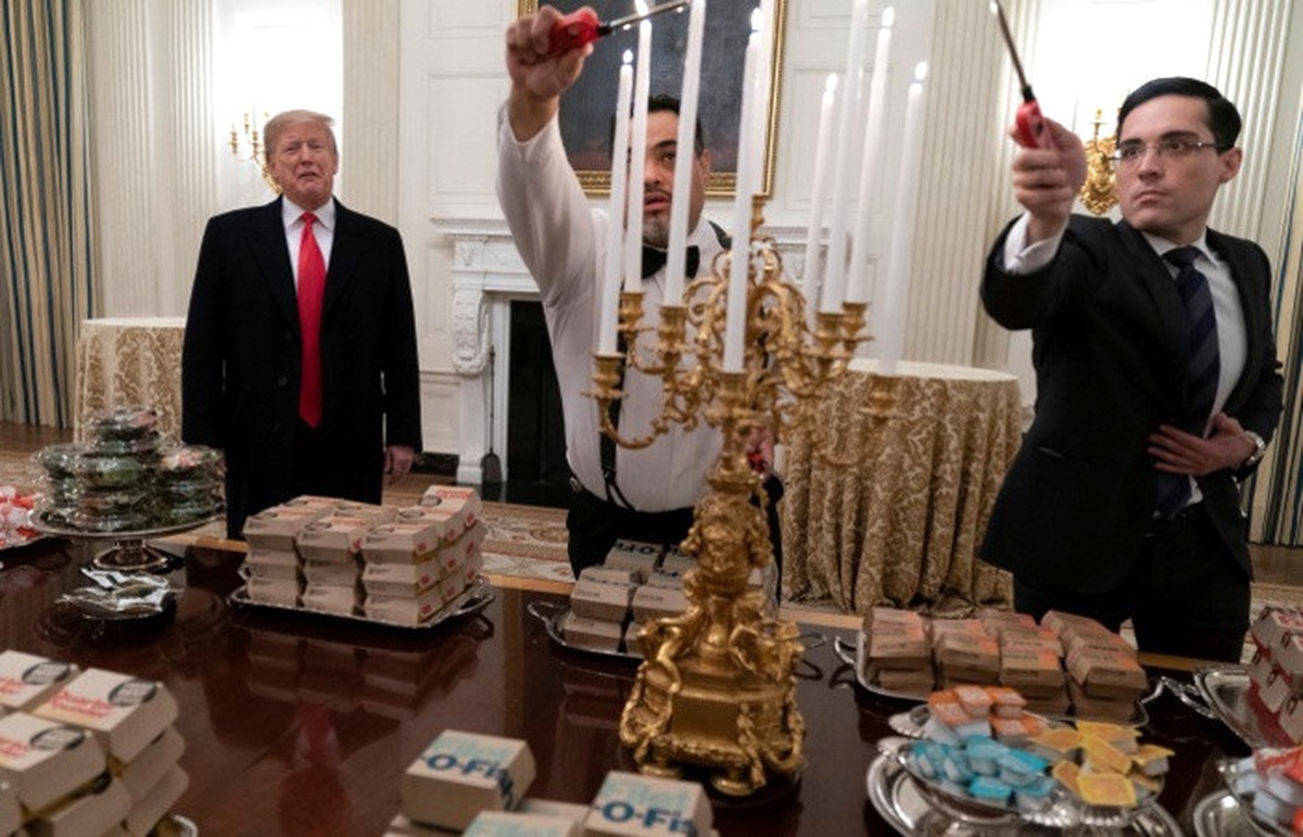 Trump, 300\'den fazla hamburger sipariş etti