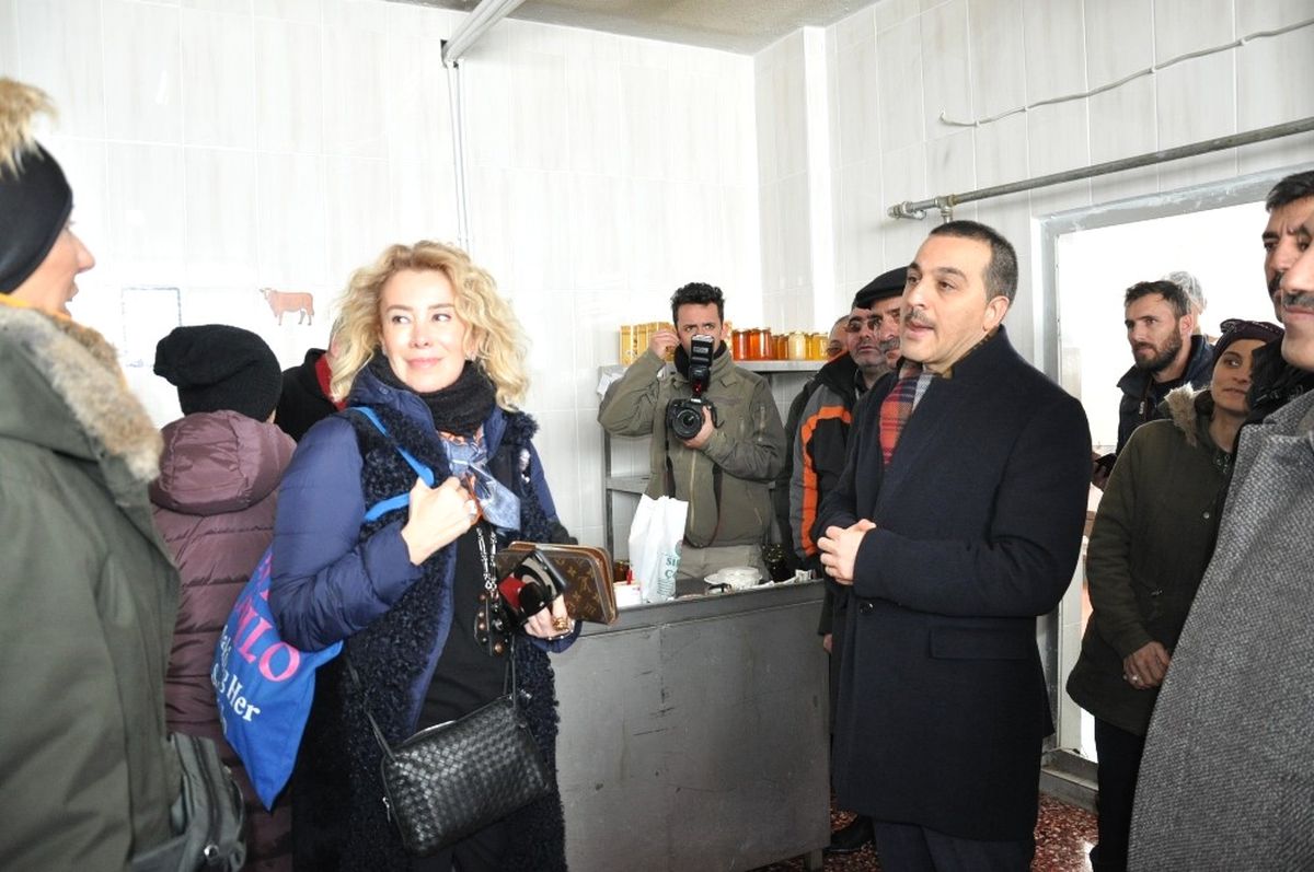 Vali Öksüz, Boğatepe\'de İncelemelerde Bulundu