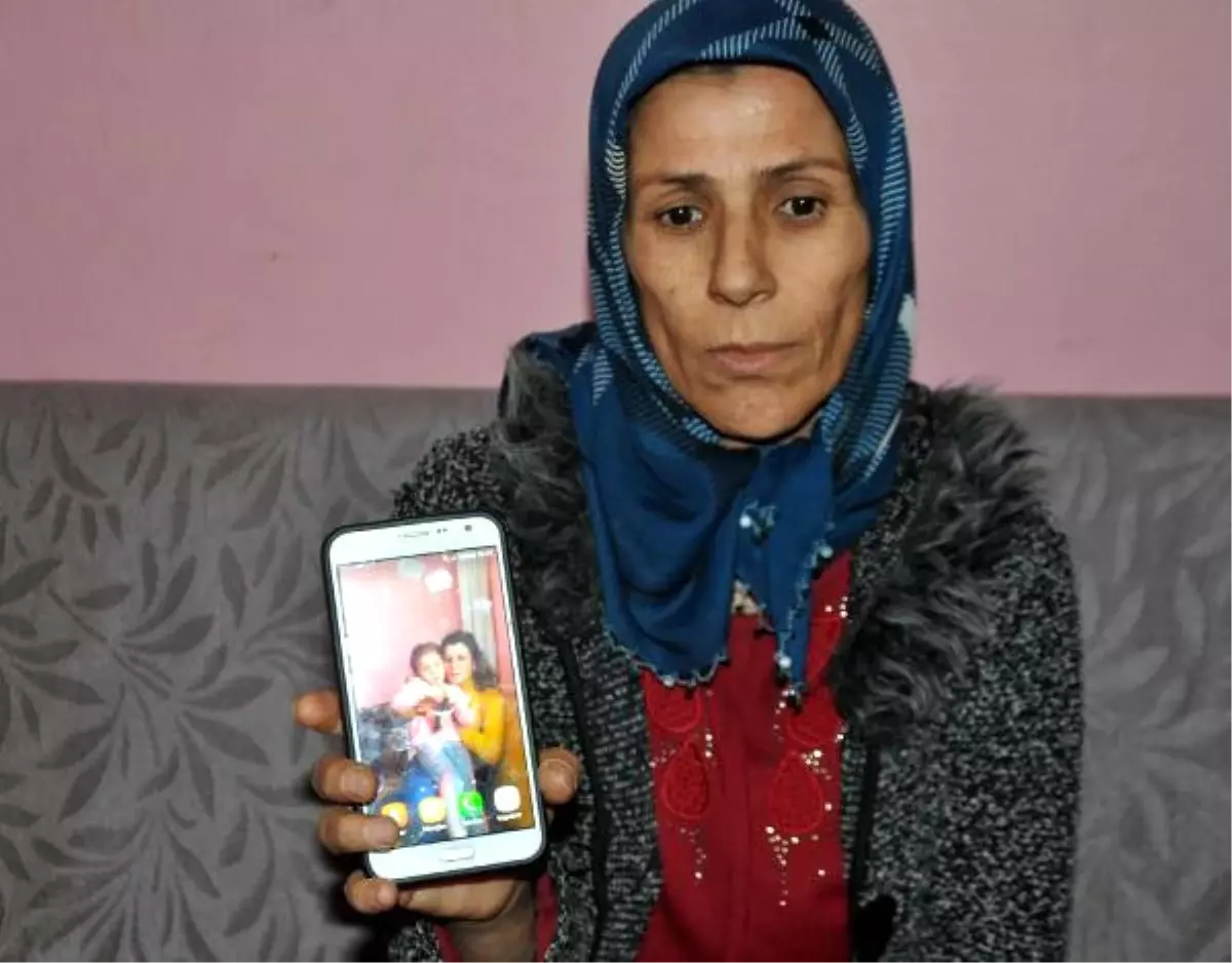 14 Yerinden Bıçaklanan Rabia\'yı, Annesi Kolundaki Dövmeden Teşhis Etti