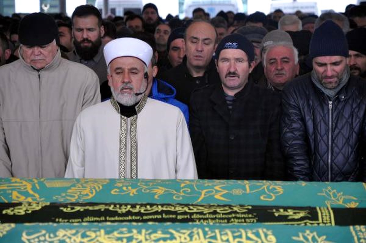 Ankara\'da Öldürülen Kuyumcu Toprağa Verildi