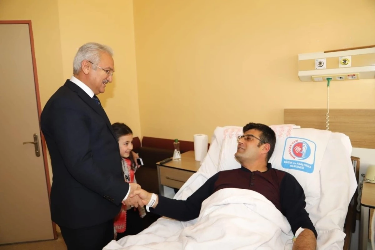 Başkan Başsoy\'dan Hasta Ziyareti