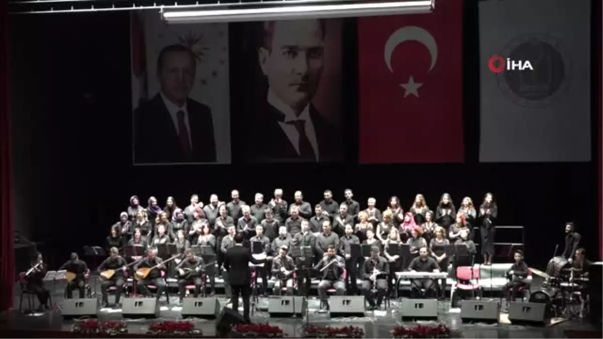 Bilecik\'te Türk Halk Müziği Konseri