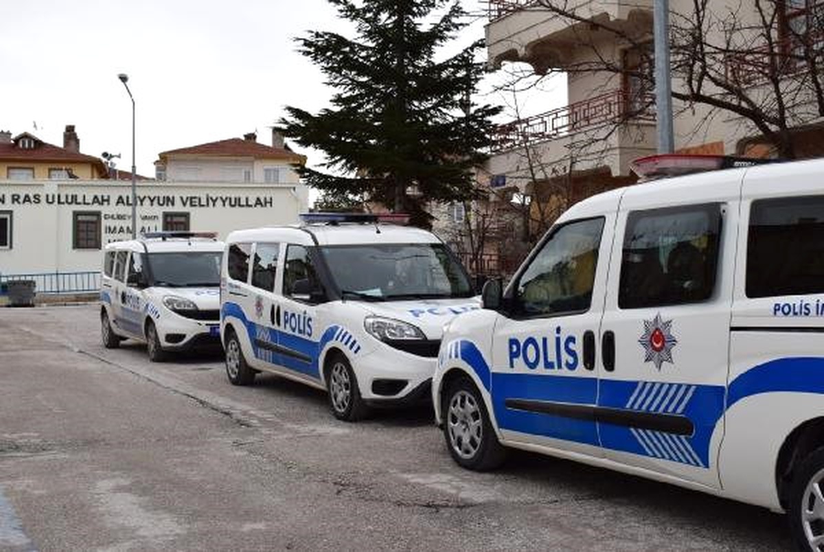Çocuklarının Haber Alamadığı Yaşlı Kadın Evinde Bulundu