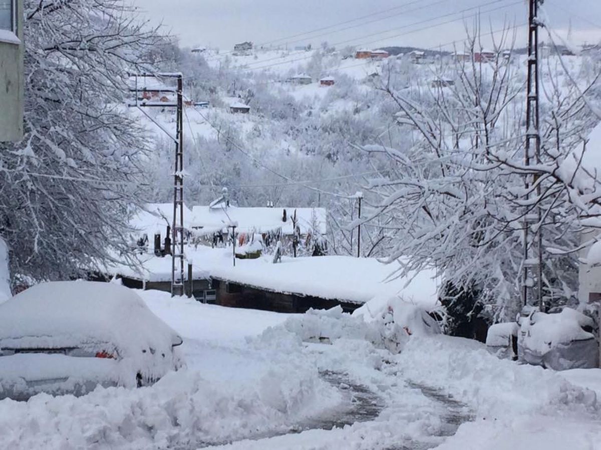 Elvanpazarcık Belediyesi\'nden Karla Mücadele Çalışması