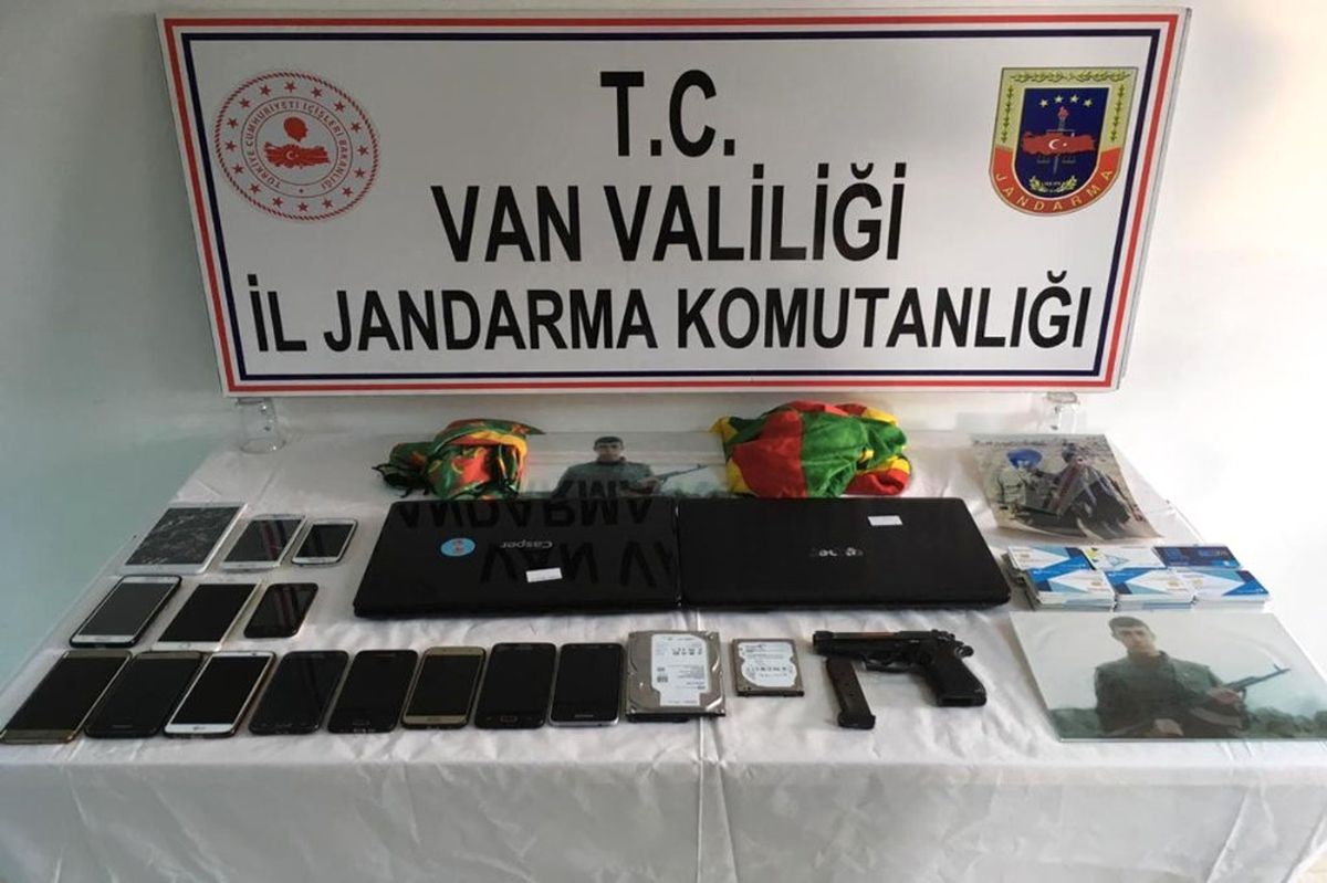 Erciş\'te Terör Operasyonu: 20 Gözaltı