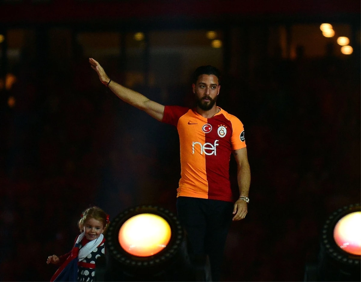 Galatasaray Tarık Çamdal\'ın Sözleşmesini Feshetti