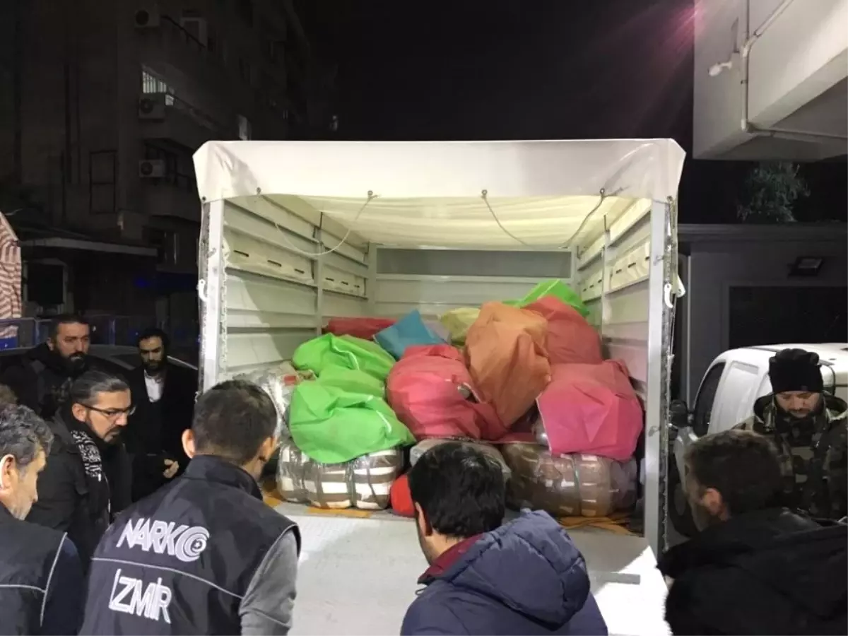 İzmir\'deki Uyuşturucu Operasyonunda 18 Tutuklama