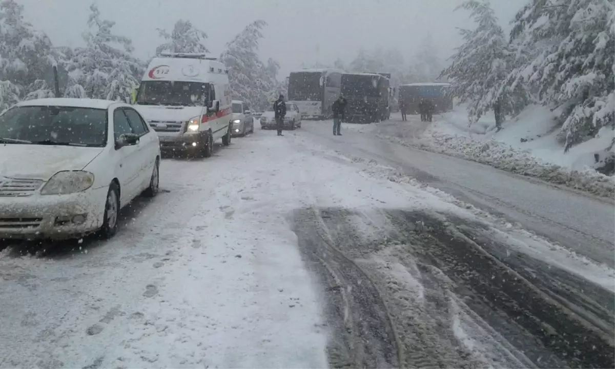 Kahramanmaraş-Kayseri Yolu Sürücülere Geçit Vermiyor