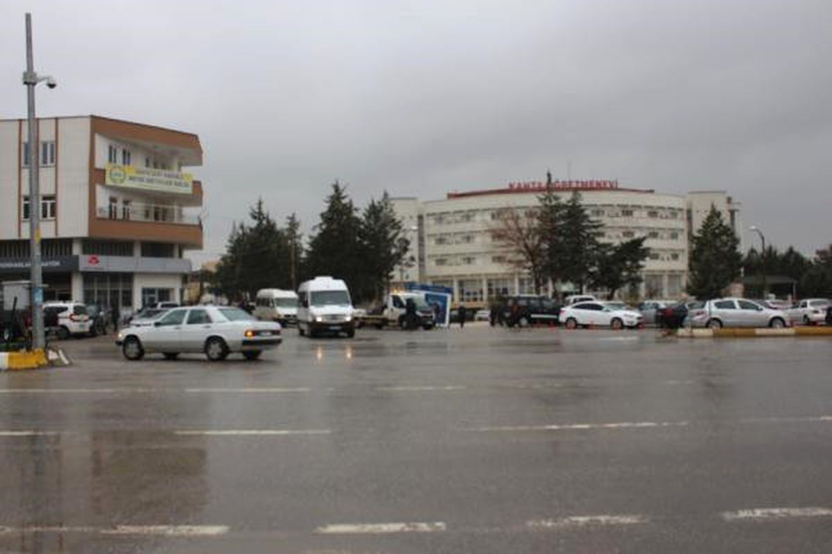Kahta\'da Zincirleme Kaza: 3 Yaralı