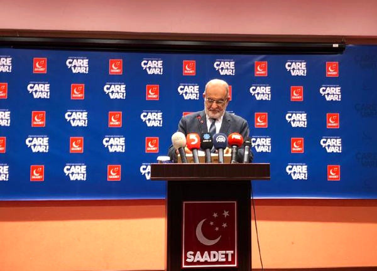 Karamollaoğlu: Türkiye Bu Tarz Tehditlere Boyun Eğecek Bir Ülke Değildir