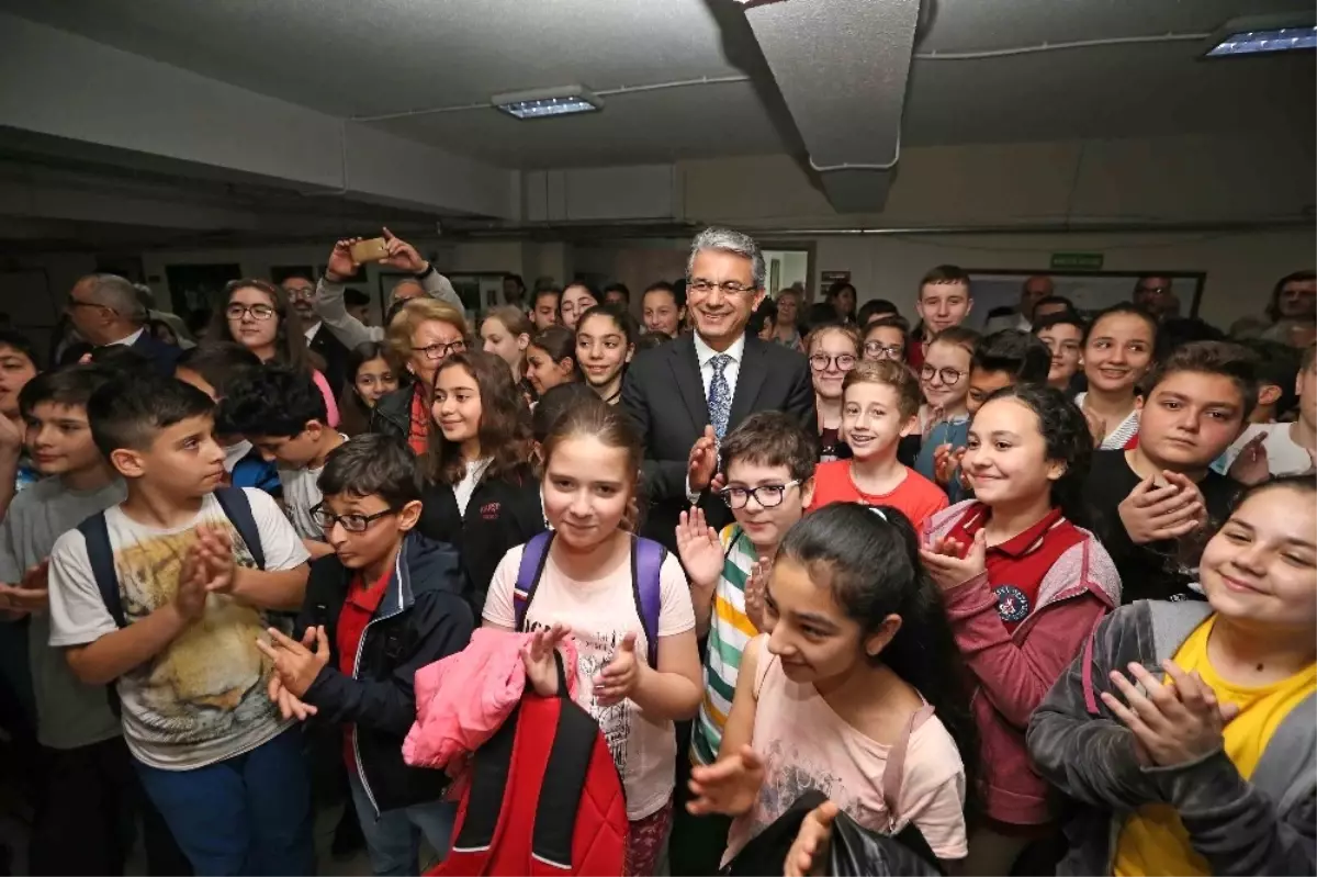 Karşıyakalı Çocuklara Yarıyıl Müjdesi