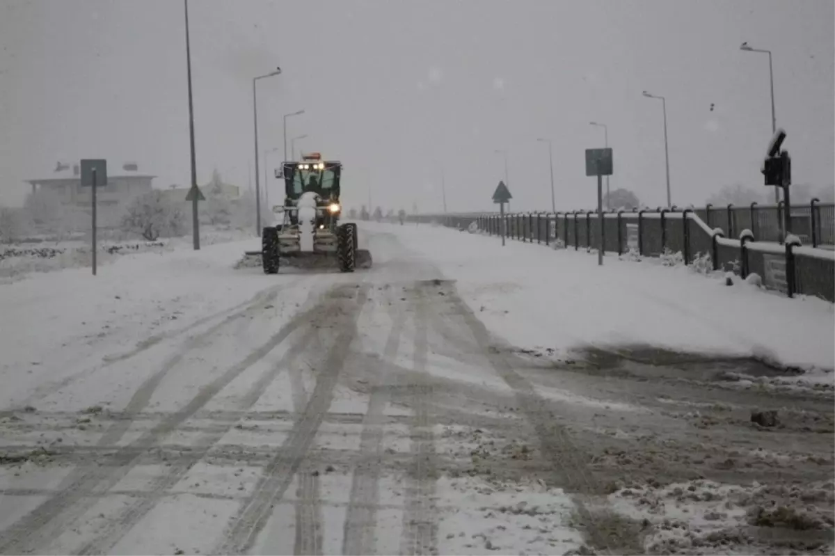 Melikgazi\'de Kesintisiz ve Güvenli Ulaşım Hizmeti Devam Ediyor