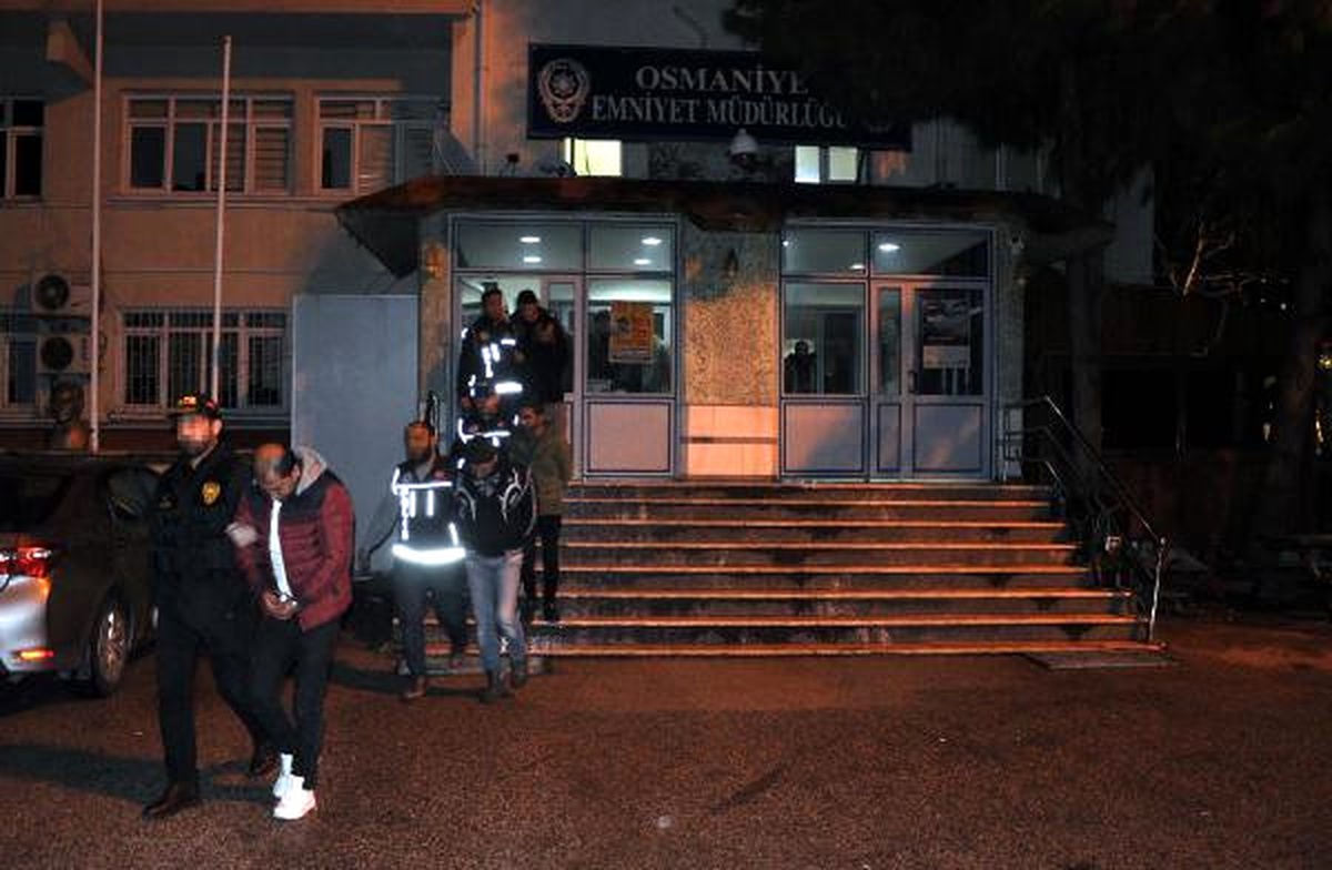 Osmaniye\'de Uyuşturucu Operasyonu: 22 Gözaltı