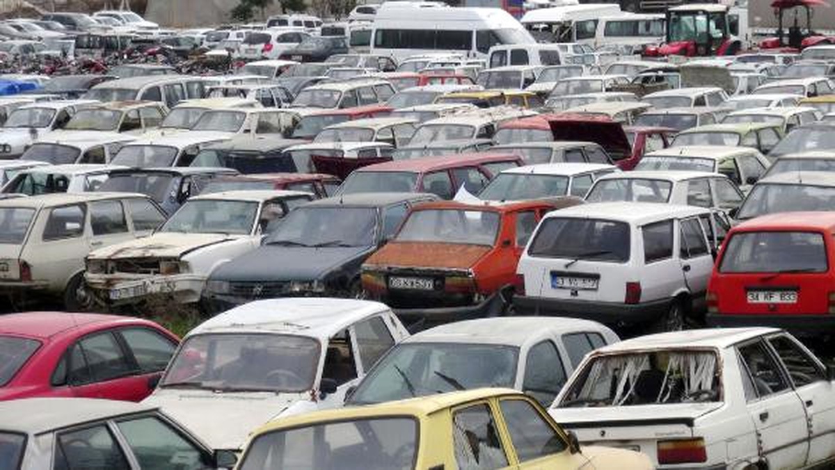 Şanlıurfa\'da Çürümeye Terk Edilen Motosikletler Ekonomiye Kazandırılıyor
