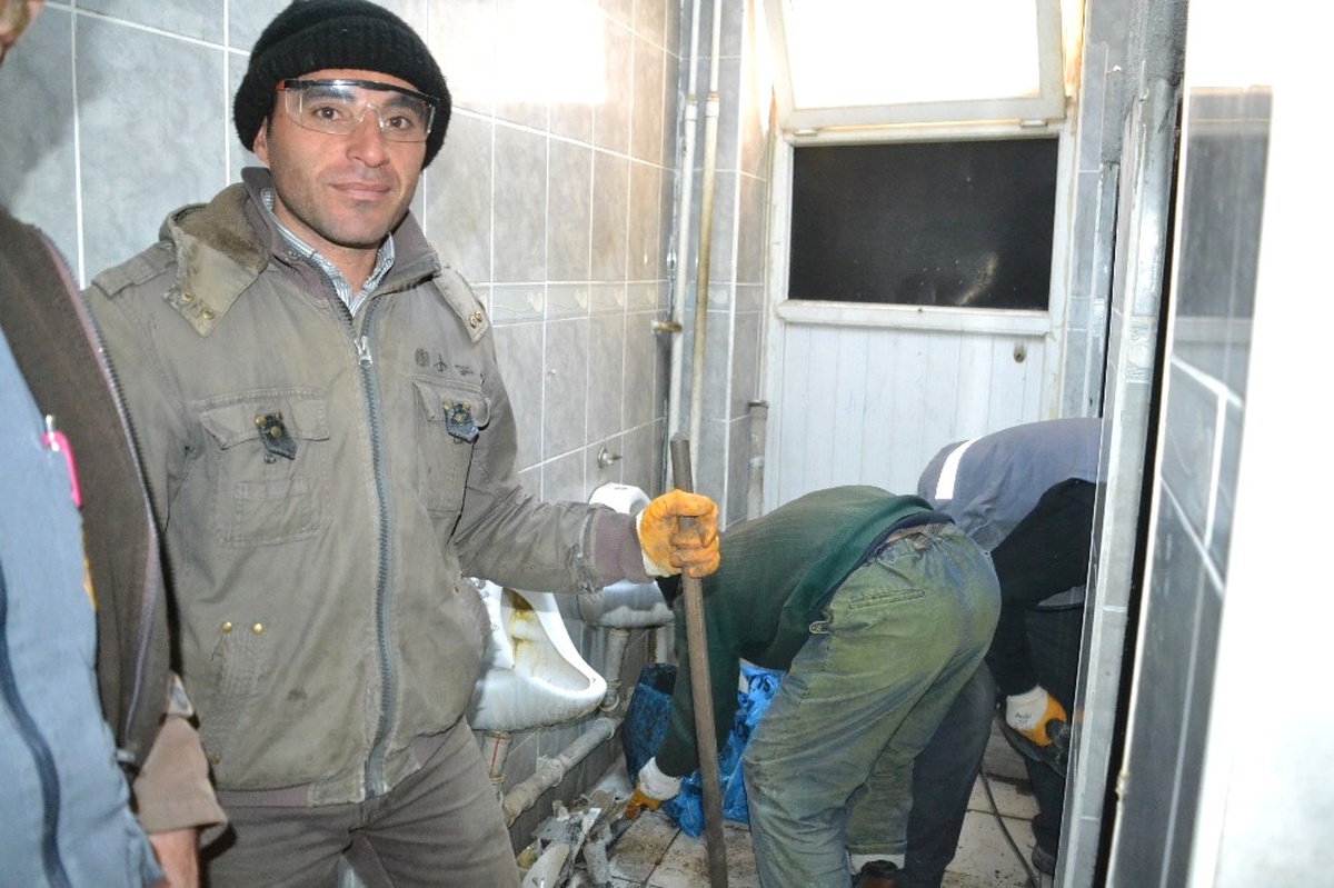 Şuhut Belediyesinden İlçe Merkez Tuvaletlerine Bakım