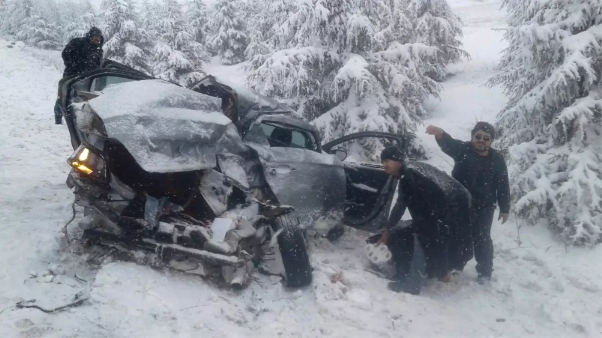 Trafik Canavarı Kana Doymadı, 1 Yılda 3 Bin 373 Kişi Öldü