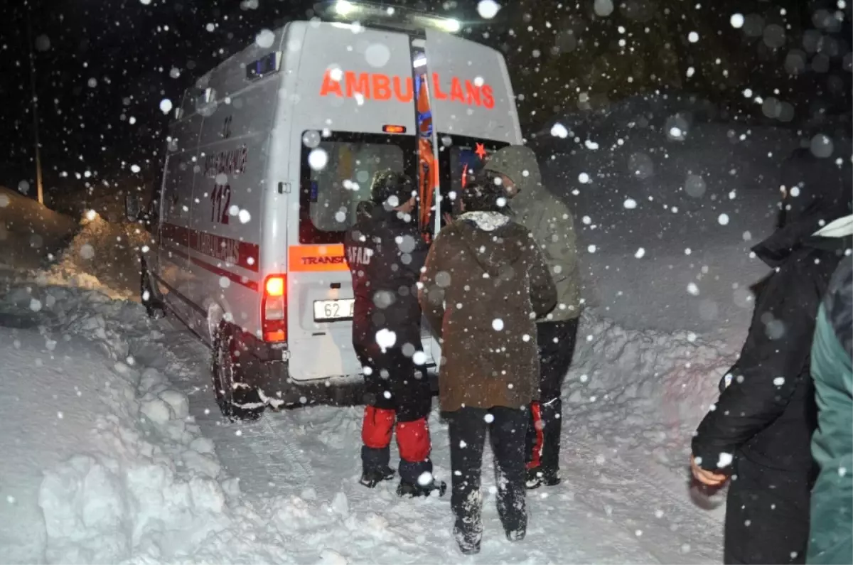 Tunceli\'de Kar ve Tipiye Yakalanan 301 Kişi Kurtarıldı