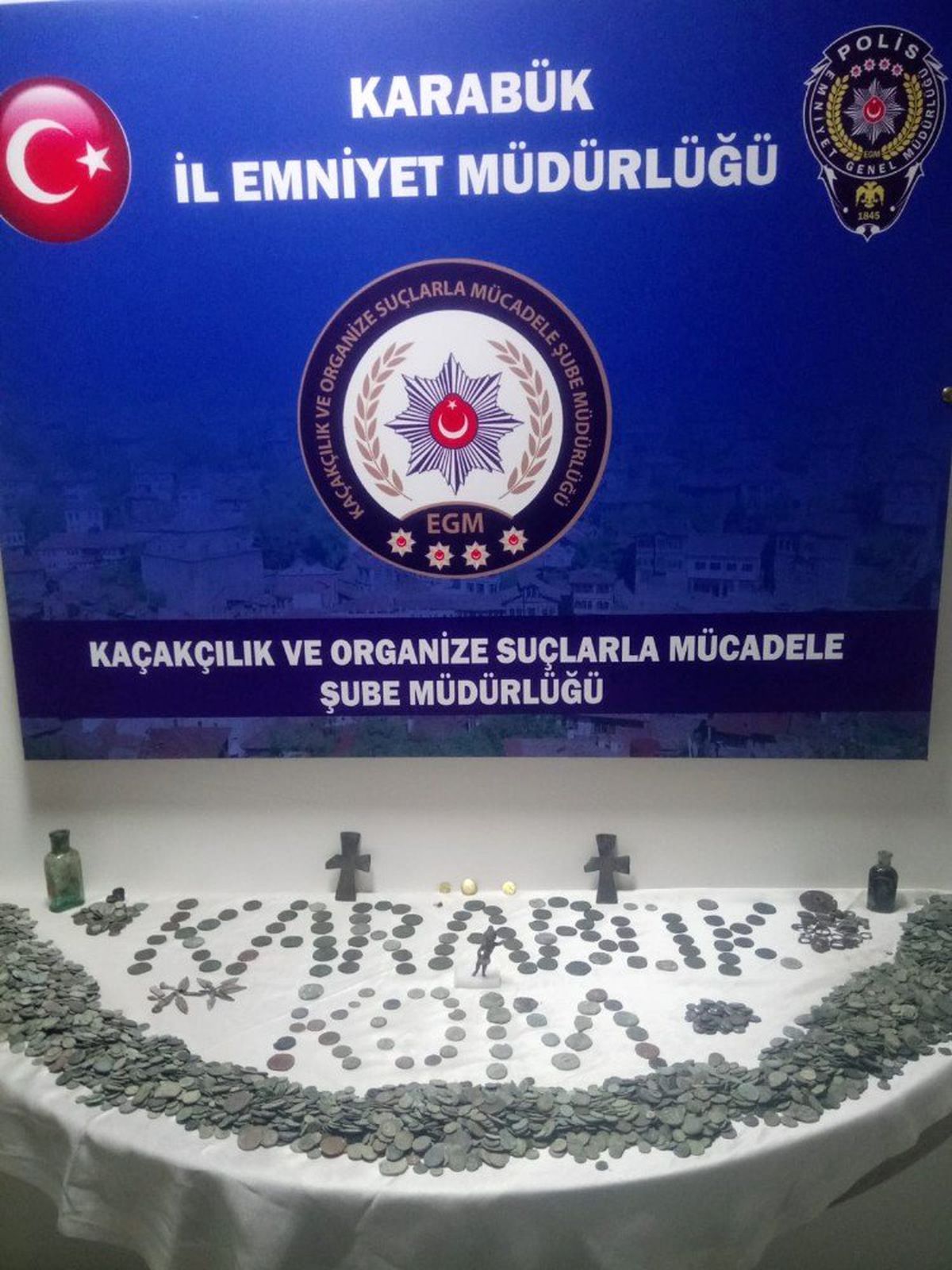 4 Bin 580 Parça Tarihi Eserle Yakalandı