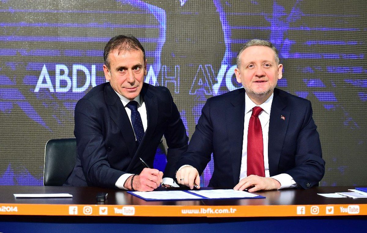Abdullah Avcı, 5 Yıl Daha Başakşehir\'de