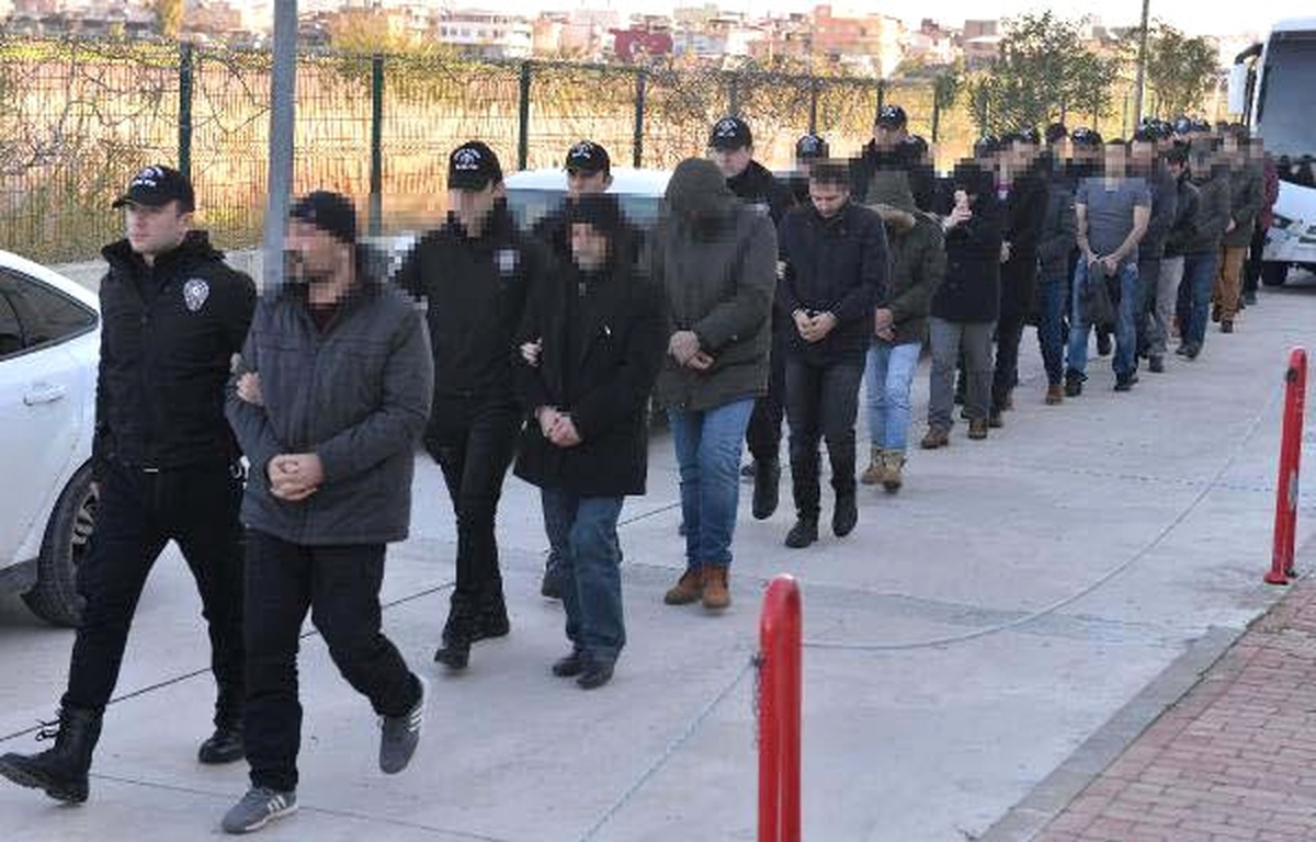 Adana Merkezli Fetö Operasyonunda 38 Asker Adliyede